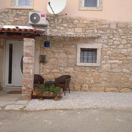 Apartman Lari Vižinada Zewnętrze zdjęcie